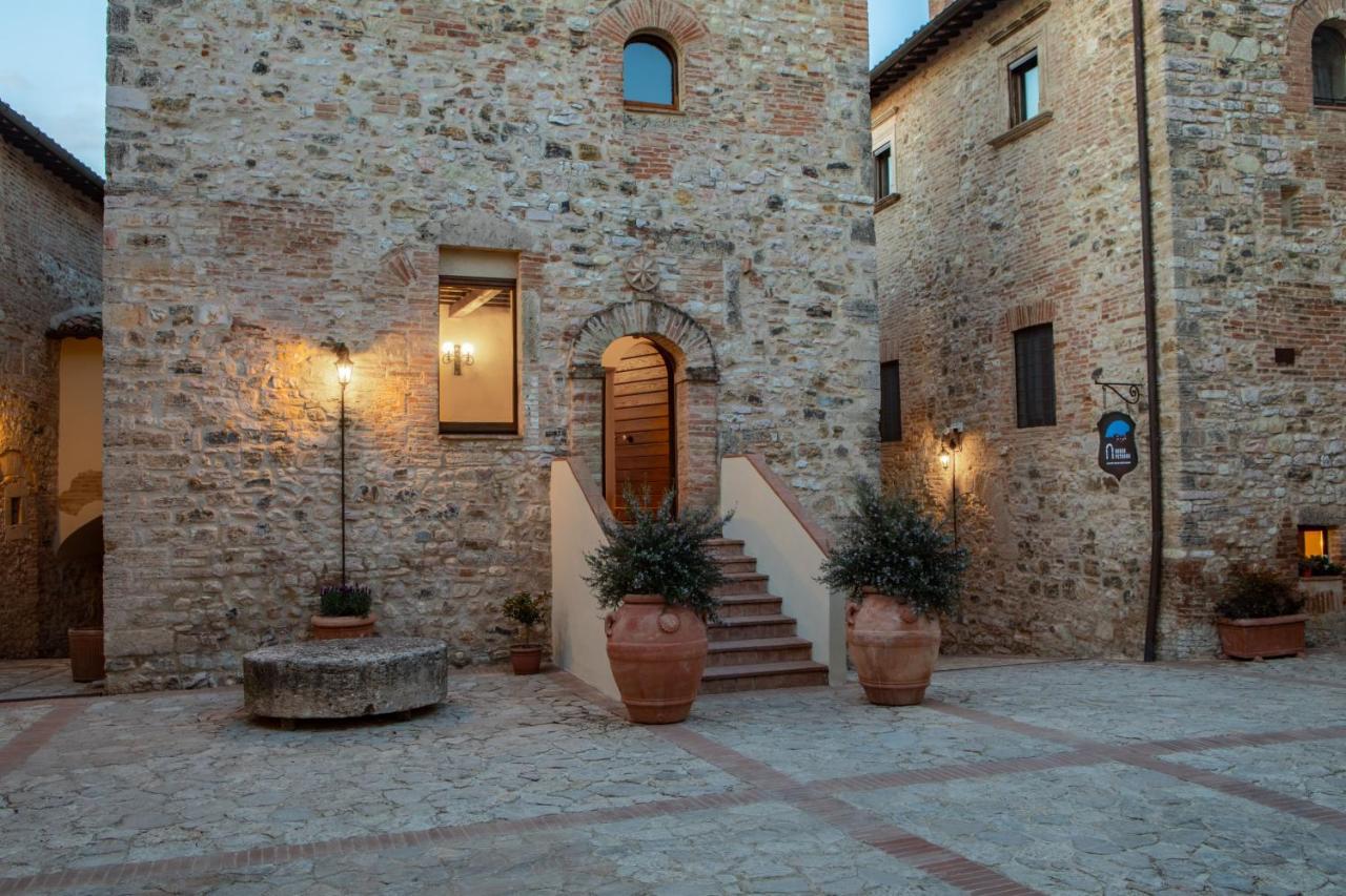 Borgo Petroro Hotel Todi Exterior foto