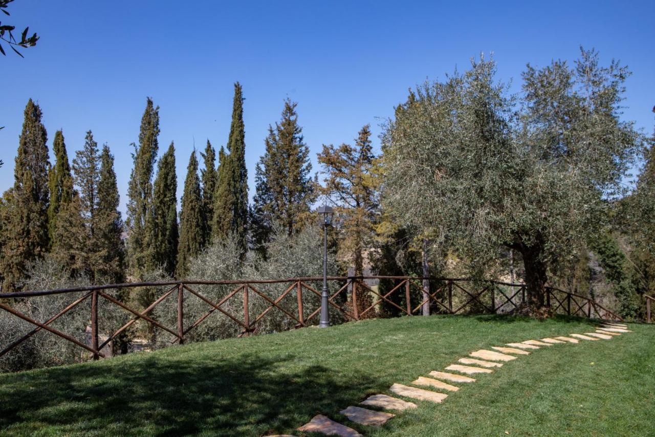 Borgo Petroro Hotel Todi Exterior foto