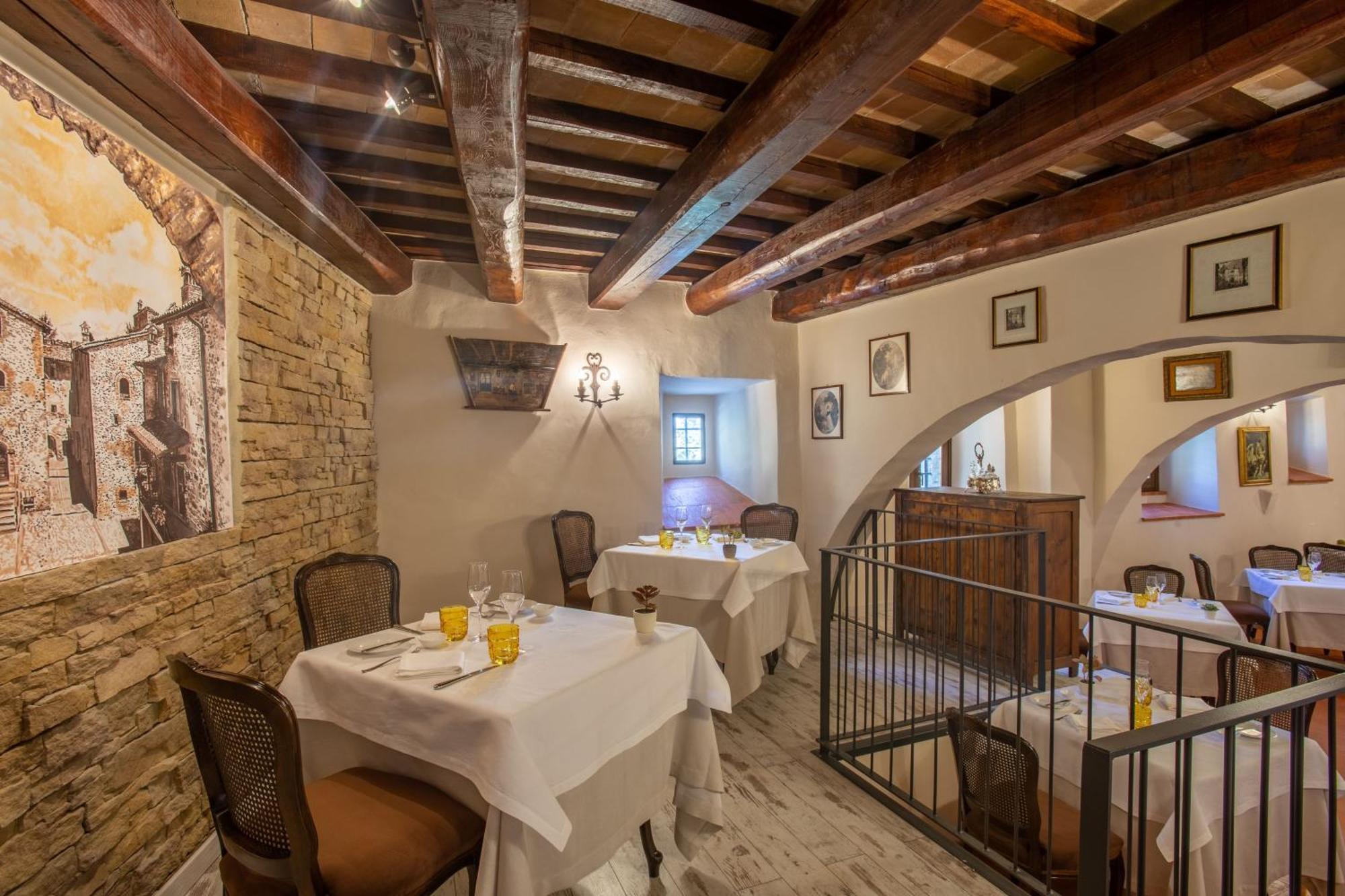 Borgo Petroro Hotel Todi Exterior foto