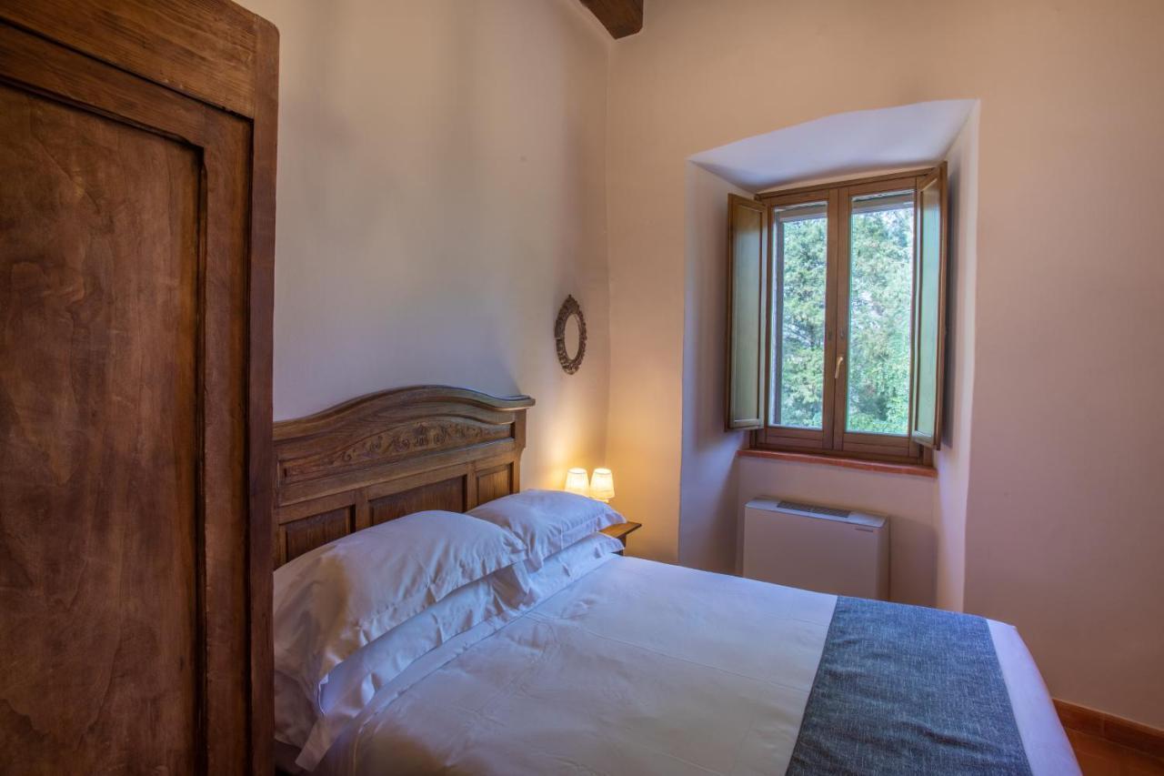 Borgo Petroro Hotel Todi Exterior foto