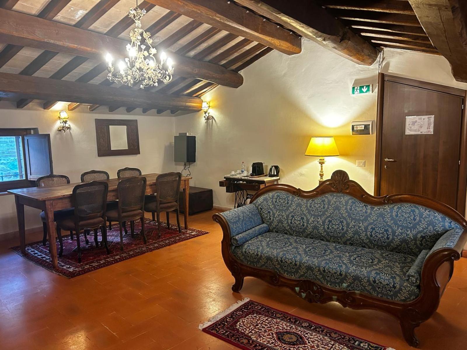 Borgo Petroro Hotel Todi Exterior foto